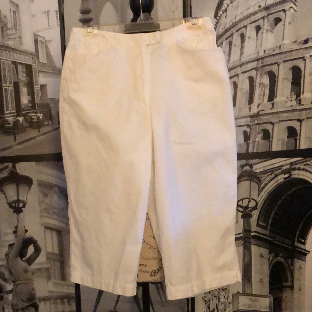 Talbots capris or clam diggers size 8 bermudas